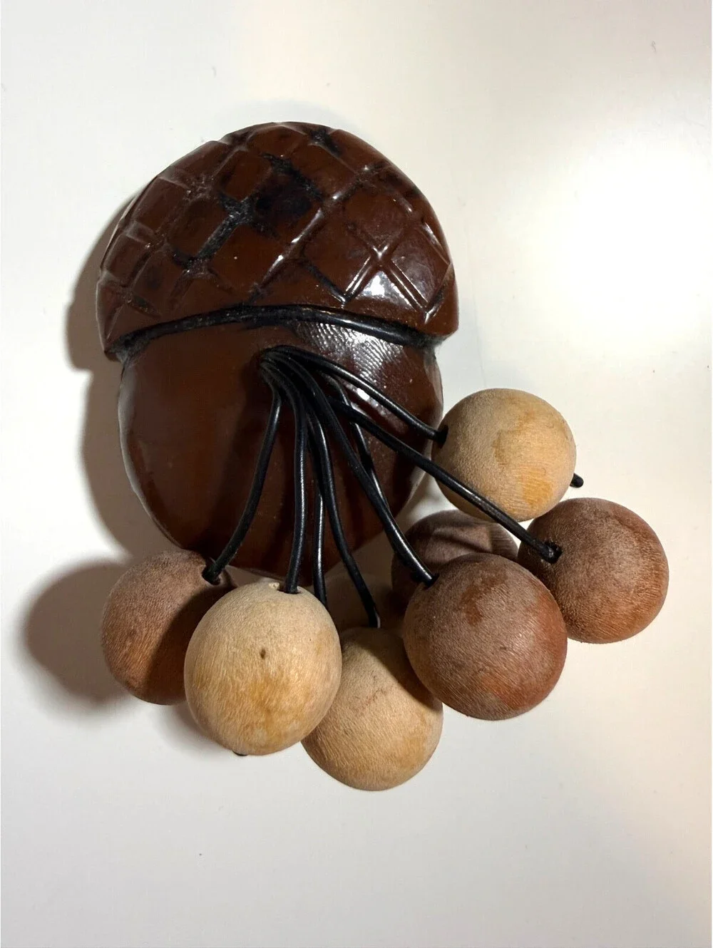 Acorn Brooch - Luxulite Retro Fakelite Reproduction Bakelite Wood 1940s Autumn
